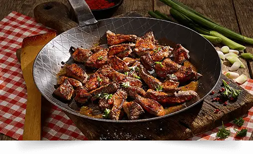 Steakgeschnetzeltes mit Grillpaprika und Würz-Reis