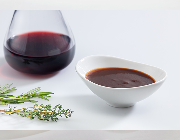 Portweinjus – Feine Sauce aus Kalbs- und Rinderfond mit Portwein
