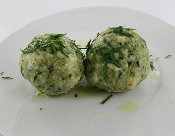Spinatknödel – herzhaft & aromatisch